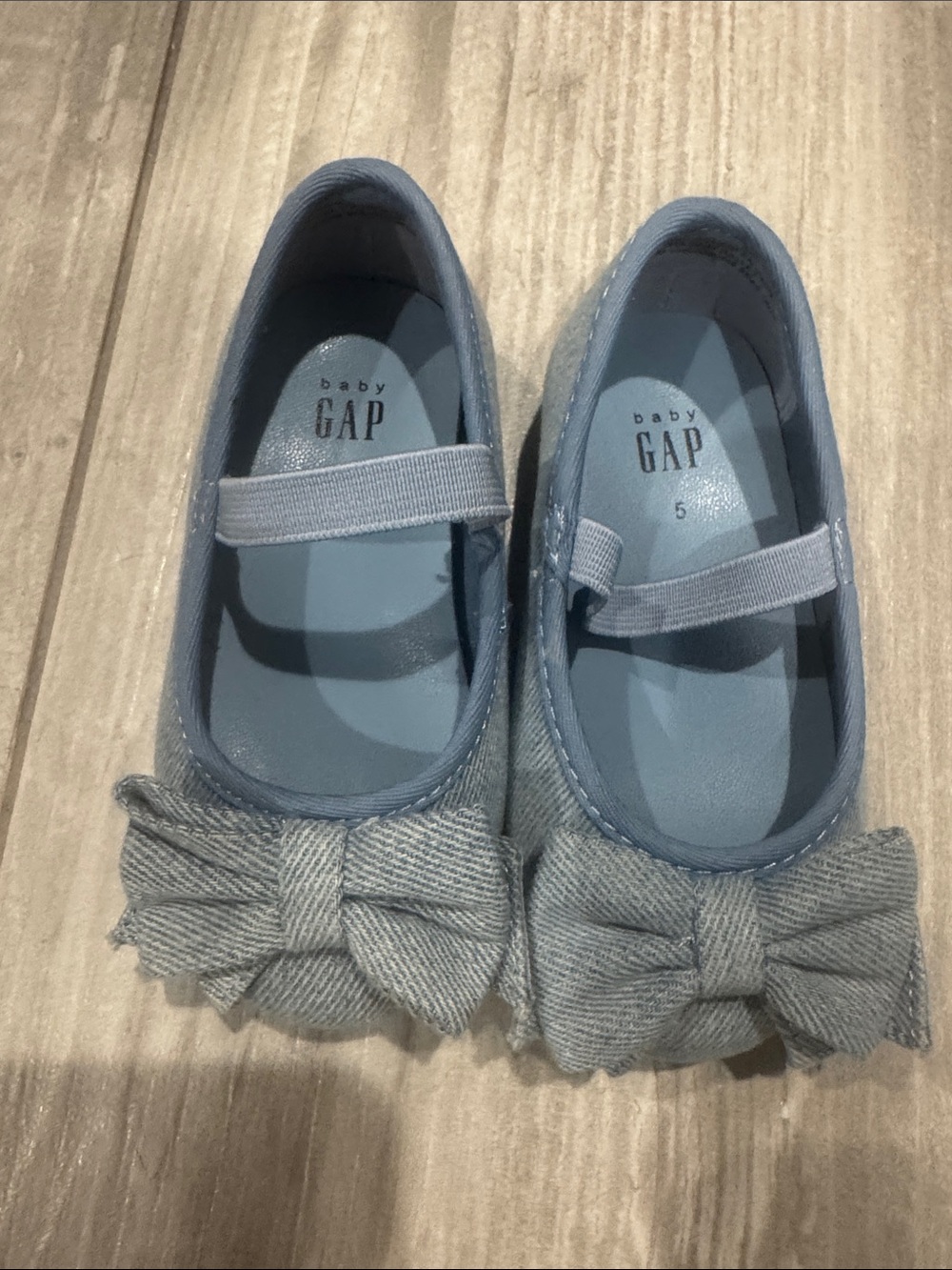 GAP Baby Blue Bow Mary Janes